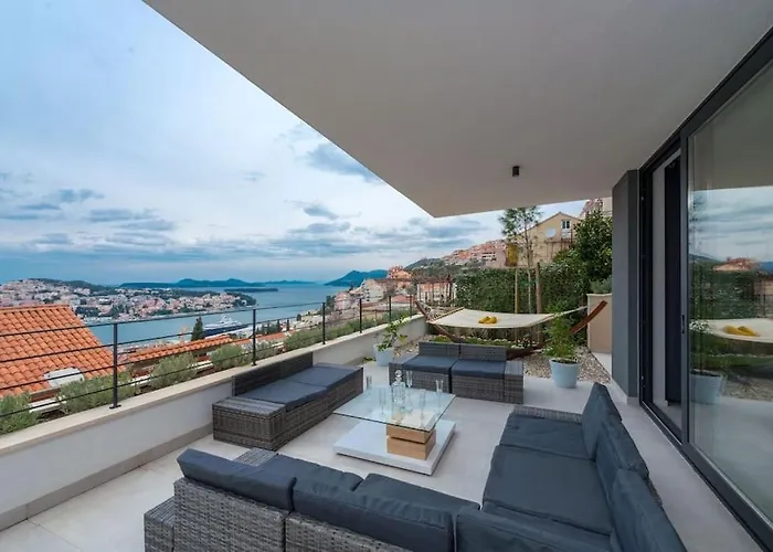 Lägenhet Sunset View, Garden,taxioldtown5min,free Garage, Voucher For Yacht Charter