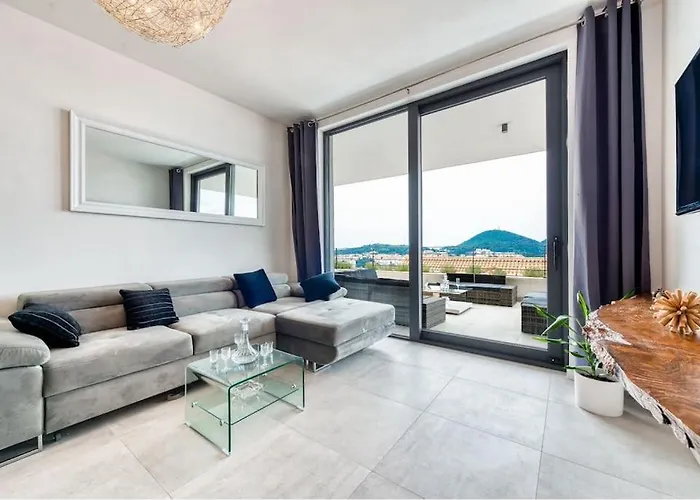 Sunset View, Garden,taxioldtown5min,free Garage, Voucher For Yacht Charter Dubrovnik