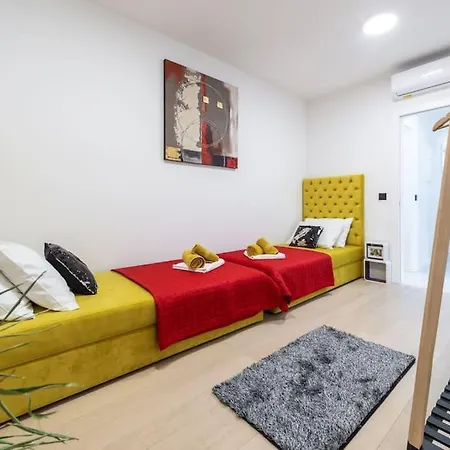 Sunset View, Garden,taxioldtown5min,free Garage, Voucher For Yacht Charter *