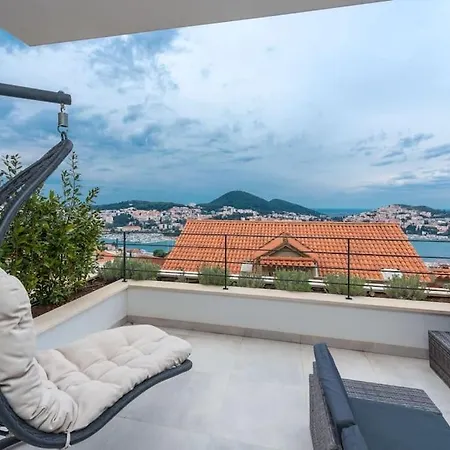 Appartement Sunset View, Garden,taxioldtown5min,free Garage, Voucher For Yacht Charter Dubrovnik