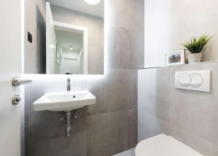 아파트 Sunset View, Garden,taxioldtown5min,free Garage, Voucher For Yacht Charter